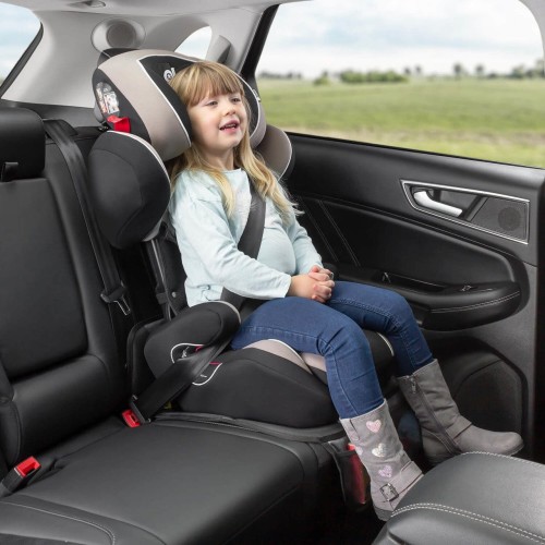 pol_pl_Mata-ochronna-pod-fotelik-ochraniacz-ISOFIX-REER-96_8.jpg