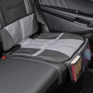 pol_pl_Mata-ochronna-pod-fotelik-ochraniacz-ISOFIX-REER-96_3.jpg