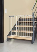 pol_pl_Bramka-zabezpieczajaca-73-106cm-Twin-Fix-T-Gate-REER-180_12.jpg