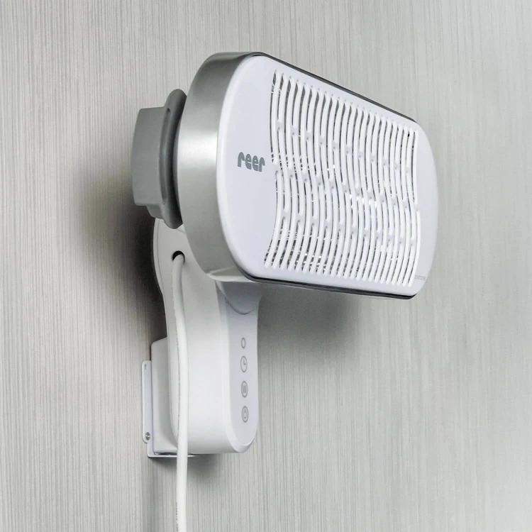 pol_pl_Grzejnik-dla-niemowlat-na-stojaku-2w1-timer-pilot-350W-700W-HeatCare-REER-1214_6.jpg