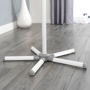 pol_pl_Grzejnik-dla-niemowlat-na-stojaku-2w1-timer-pilot-350W-700W-HeatCare-REER-1214_4.jpg